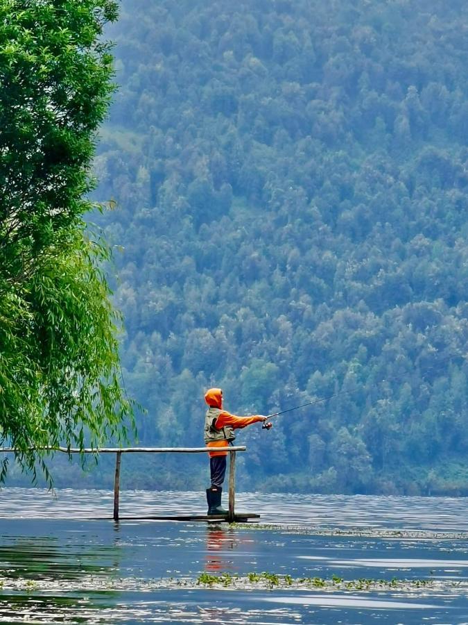 Treca Rupan Lodge Neltume Eksteriør bilde