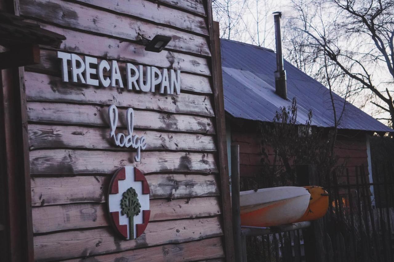 Treca Rupan Lodge Neltume Eksteriør bilde